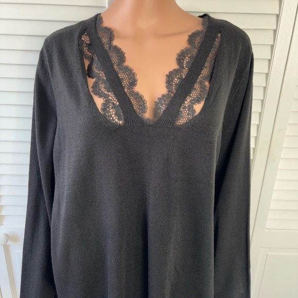 MAURICES Black Long Sleeve V-Neck Sweater Size 1 - Picture 2 of 8